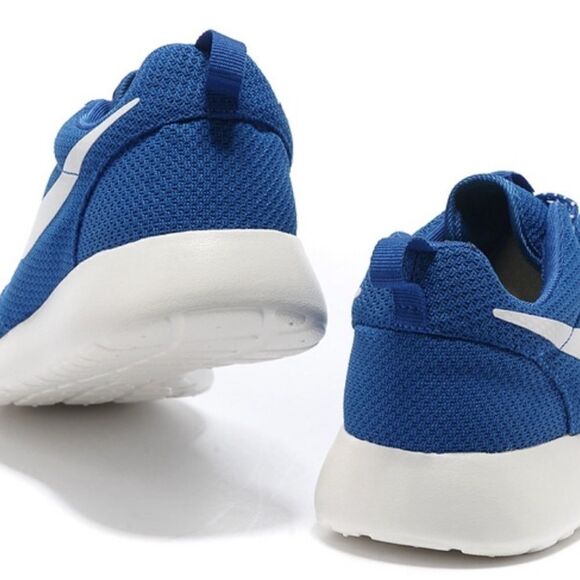 ✨3xHhP✨Nike Roshe Run Womens✨ - Picture 5 of 8